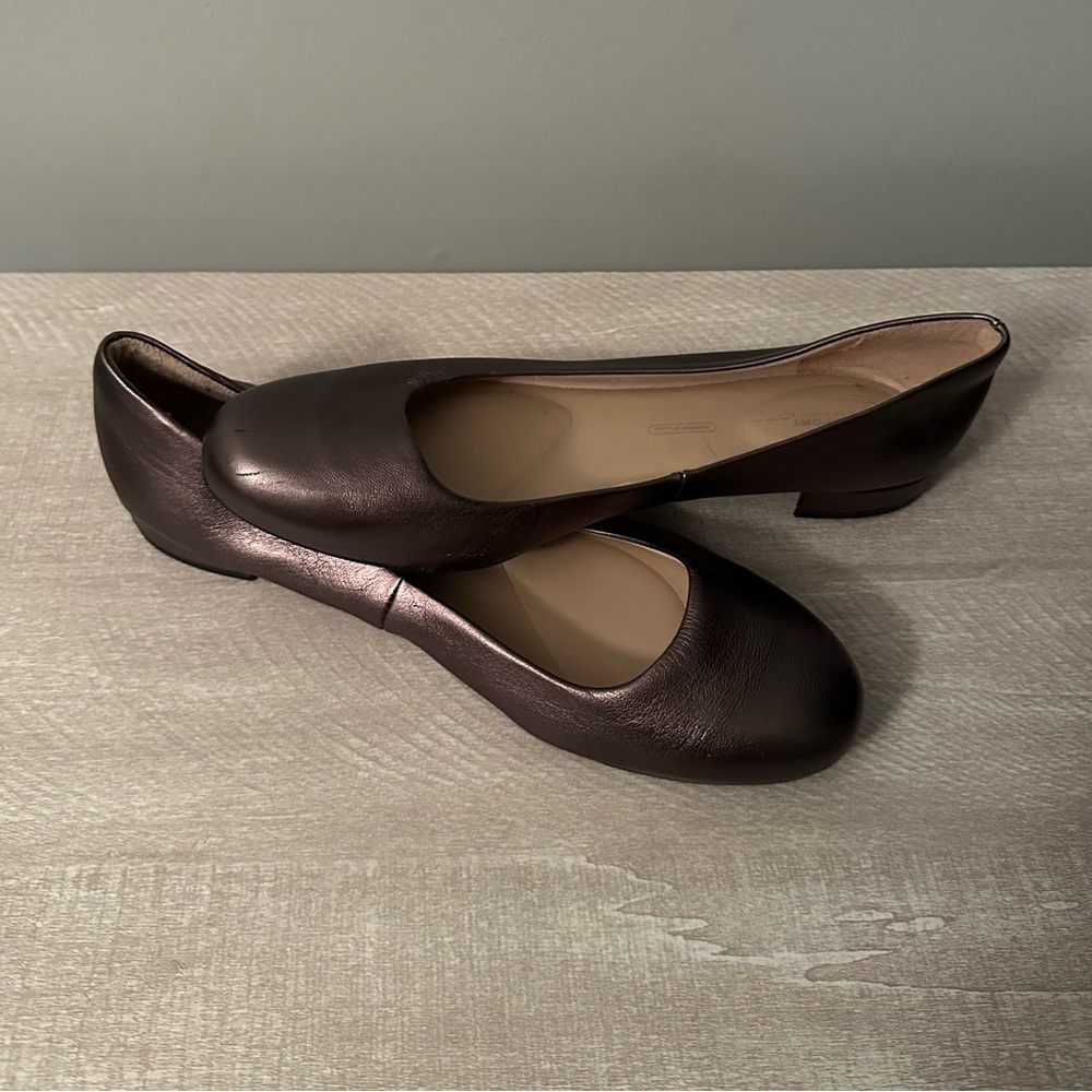 Women’s Rockport Flats